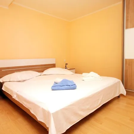 Апартаменты Seaside Secluded Cove Danca - Babina, Korcula - 9322 Babina